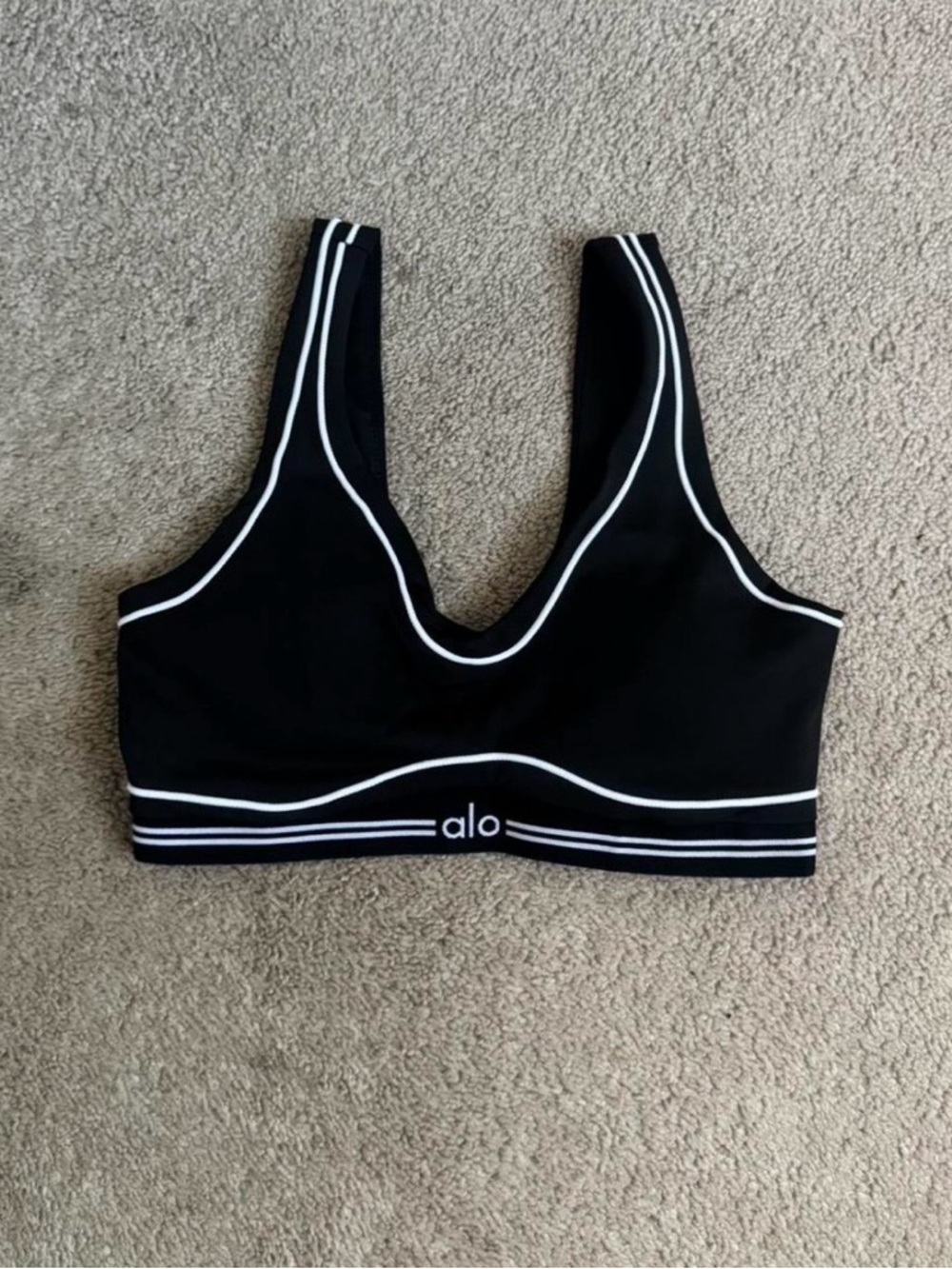 ALO Yoga Black Sports Bra with White Piping